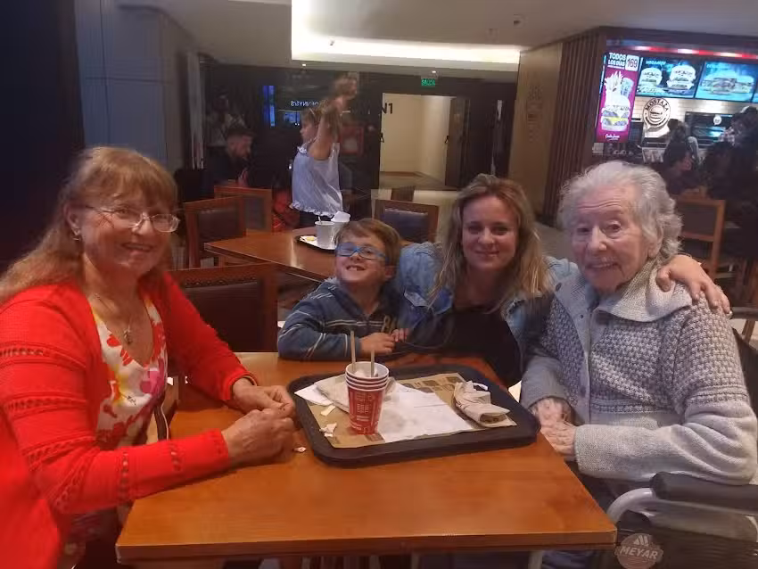 El Hogar de Los Abuelos