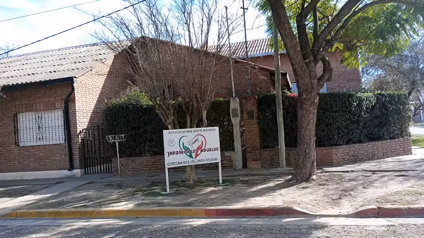 EL JARD&Iacute;N DE LOS ABUELOS