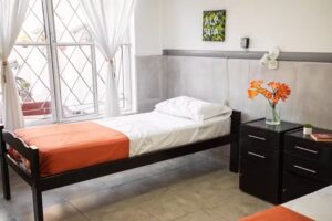 HOGAR CASTELAR EL AMANECER