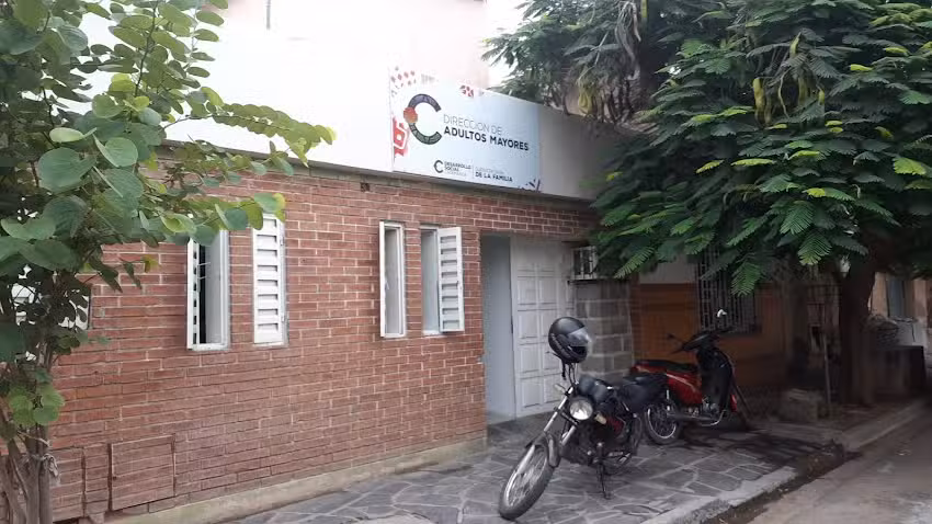 Hogar de Ancianos Fray Mamerto Esqui&uacute;