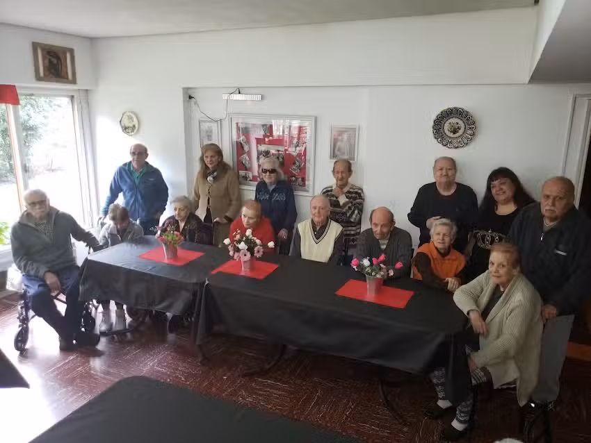 Hogar para Mayores Reinas y Reyes