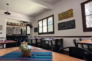 Hotel Residencial Los Reartes