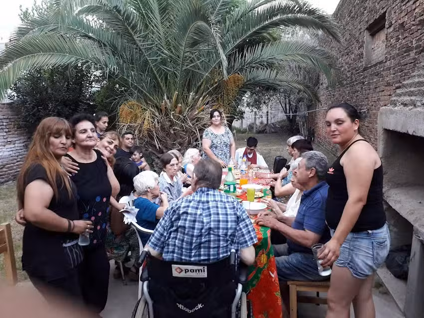 La Familia &ndash; Geri&aacute;trico