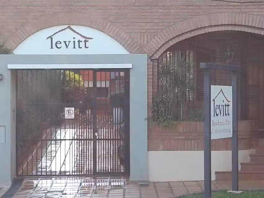 Levitt Residencia Universitaria para Se&ntilde;oritas