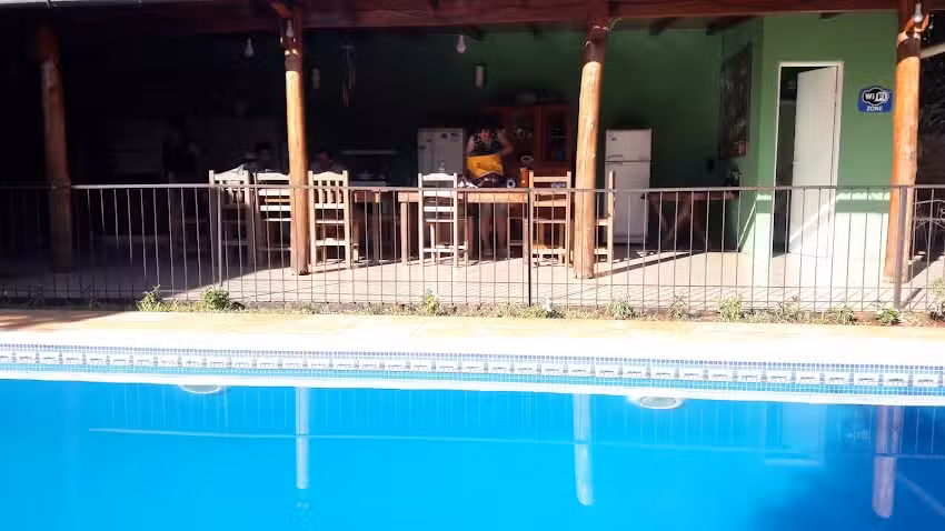 Residencial Azaleas Place Guest House